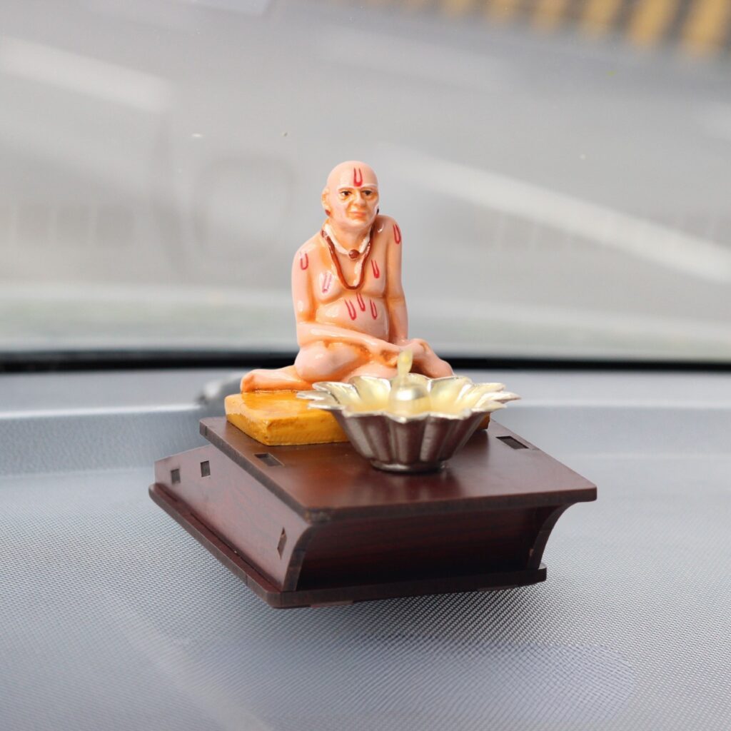swami samarth maharaj car diya